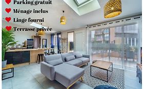 Maisons Calmes Avec Terrasses Et Garages Centre-Ville B Et C